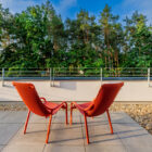 Hotel Break nabízí ubytování v nových dvoulůžkových až čtyřlůžkových pokojích s celkovou kapacitou 20 pokojů.